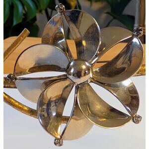 Vtg Silvertone Flower Brooch 2.25" Floral Pin Clear Crystal Accents MCM retro